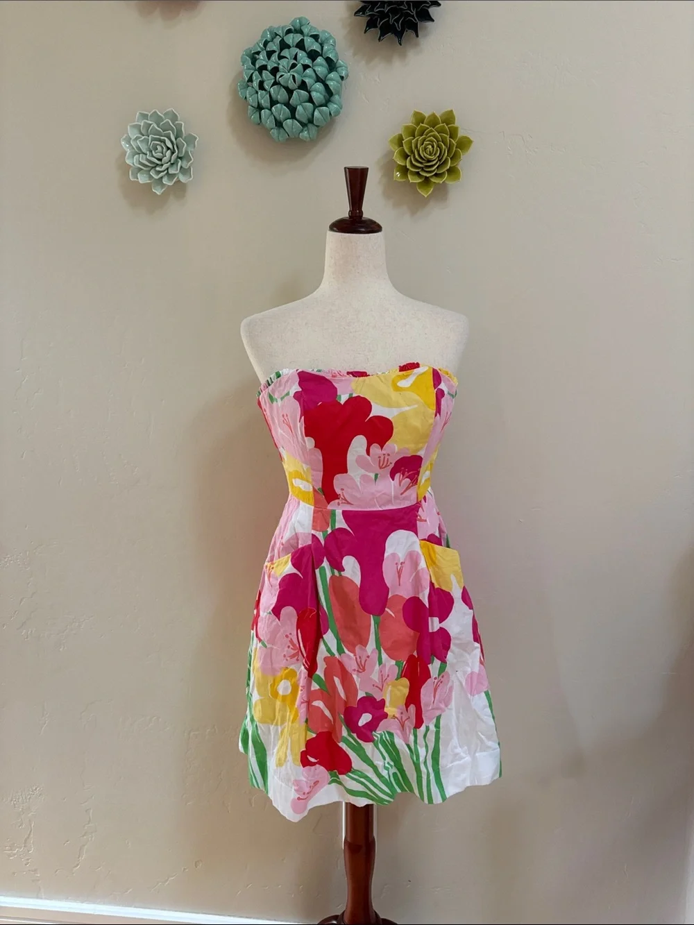 Lilly Pulitzer Blossom Strapless Floral Fit-and-Flare Dress in Multicolor 2 - Picture 3 of 9
